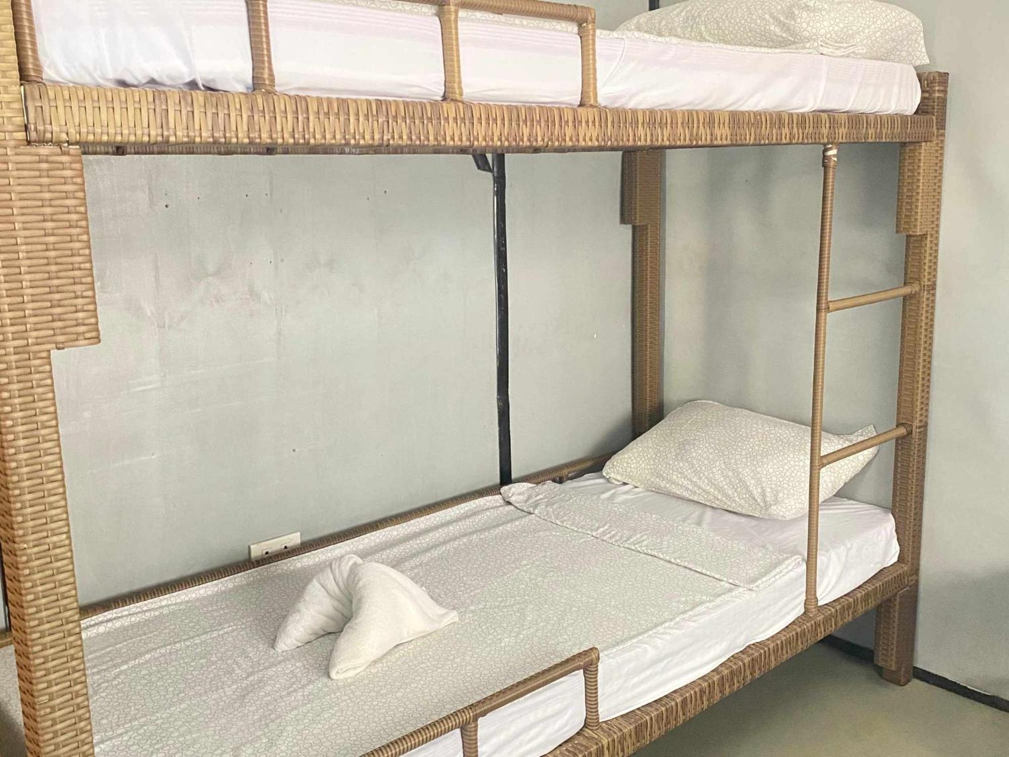 Ecostay Panglao Resort Hotel Екстер'єр фото